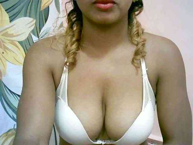 BelliBellaha webcam