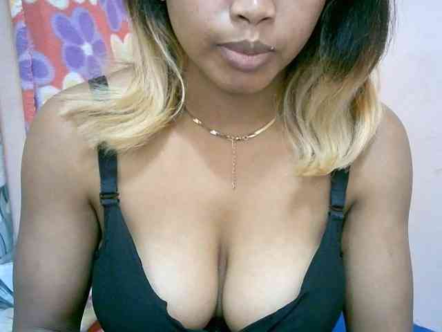 BelliBellaha webcam