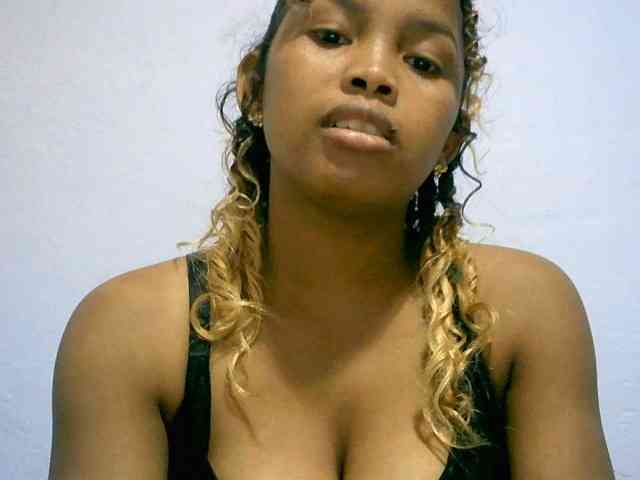 BelliBellaha webcam