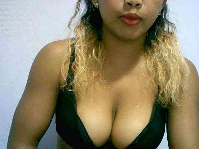 BelliBellaha webcam