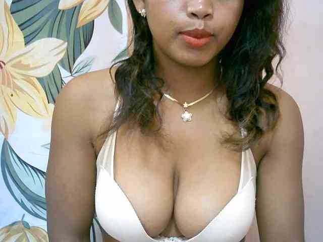 BelliBellaha webcam