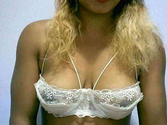 BelliBellaha webcam