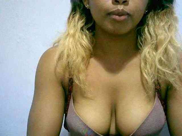 BelliBellaha webcam