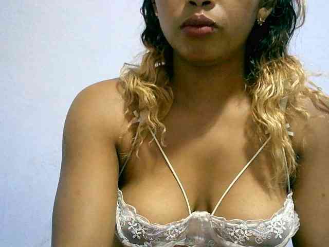 BelliBellaha webcam