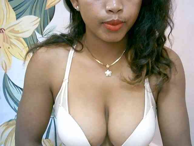 BelliBellaha webcam