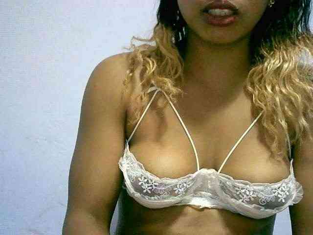 BelliBellaha webcam
