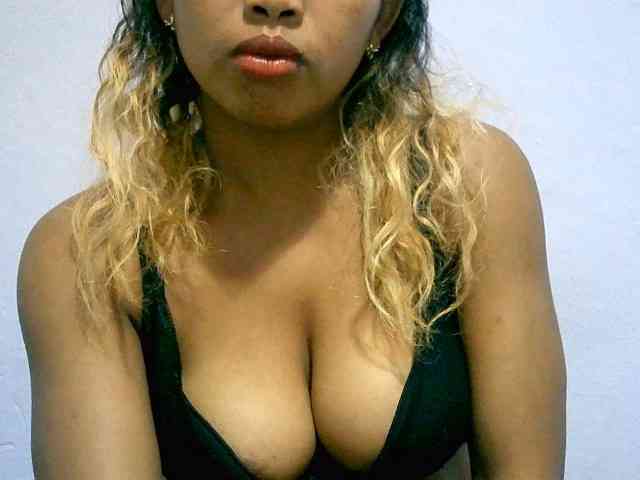 BelliBellaha webcam