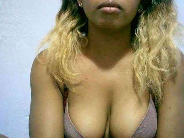 BelliBellaha webcam