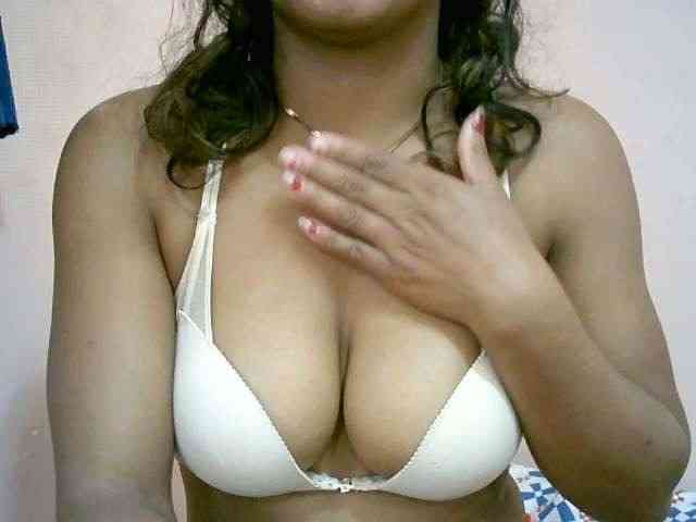BelliBellaha webcam