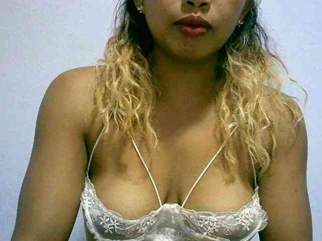BelliBellaha webcam