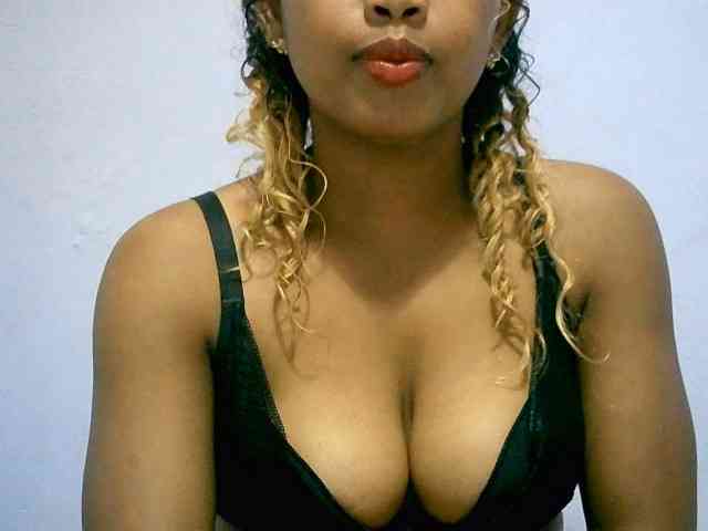 BelliBellaha webcam