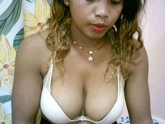 BelliBellaha webcam