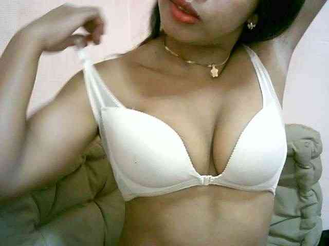 BelliBellaha webcam