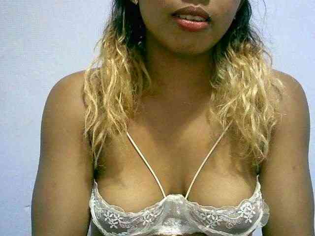 BelliBellaha webcam