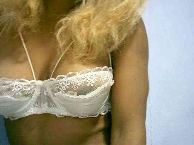 BelliBellaha webcam