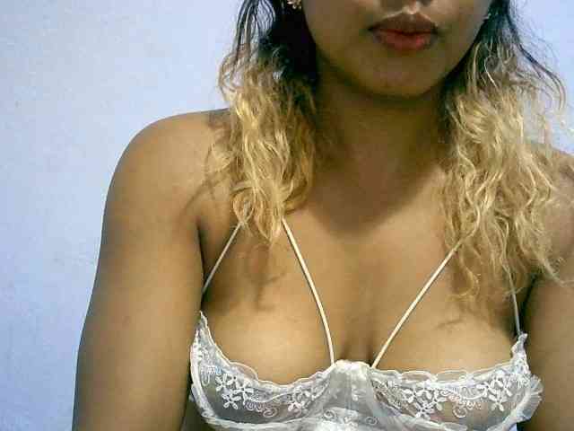 BelliBellaha webcam