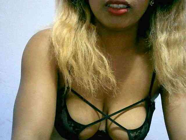 BelliBellaha webcam