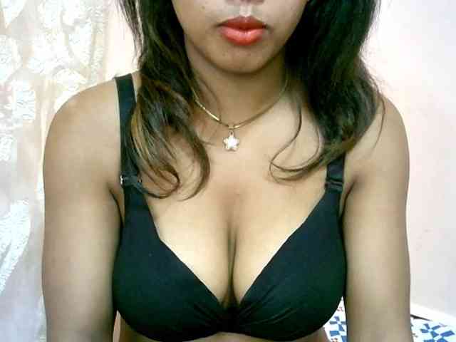 Model: BelliBellaha