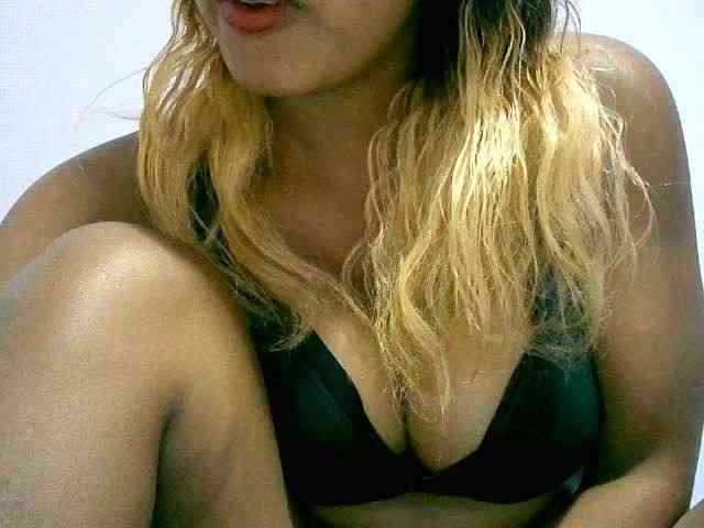 BelliBellaha webcam