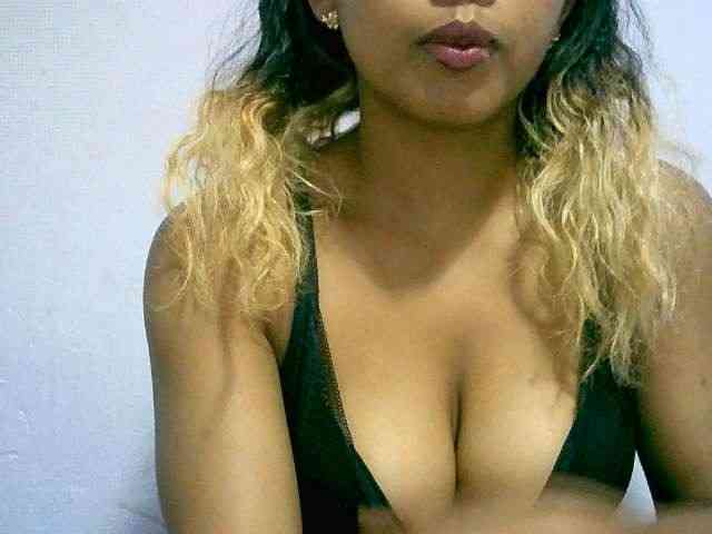 BelliBellaha webcam