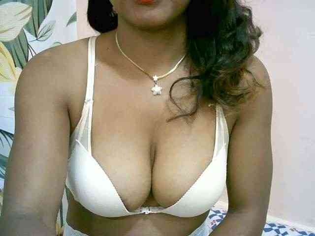BelliBellaha webcam