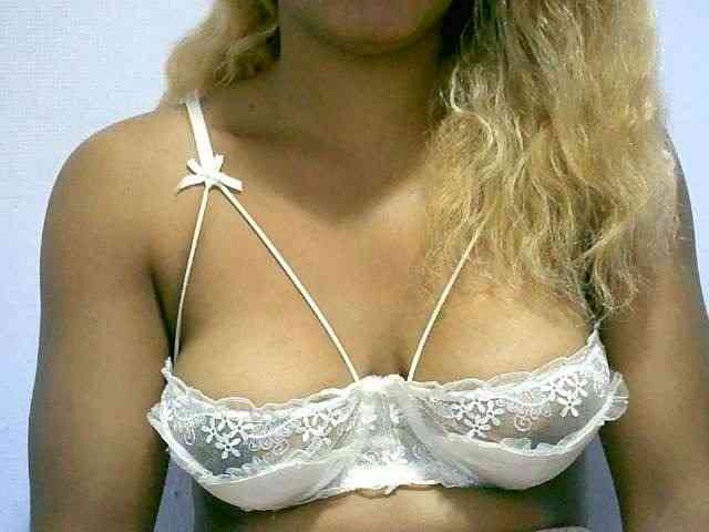 BelliBellaha webcam