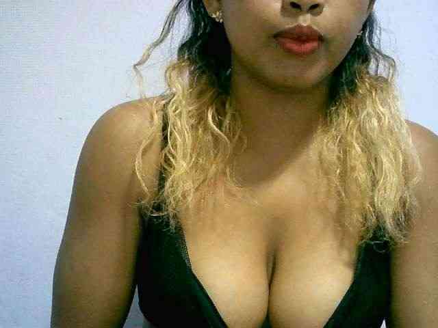 BelliBellaha webcam