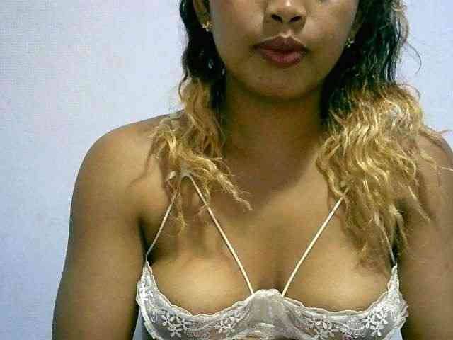 BelliBellaha webcam
