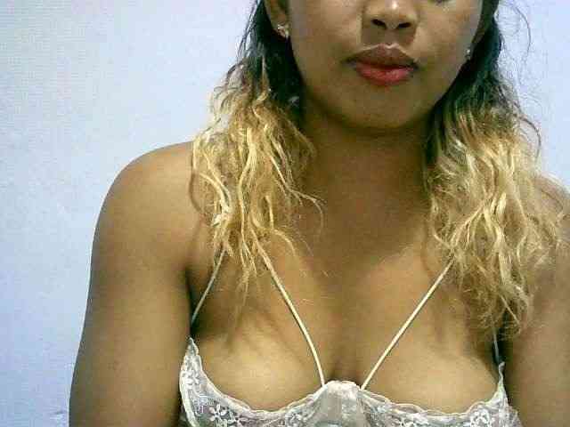 BelliBellaha webcam