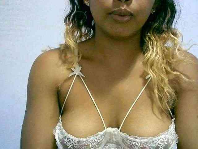 BelliBellaha webcam
