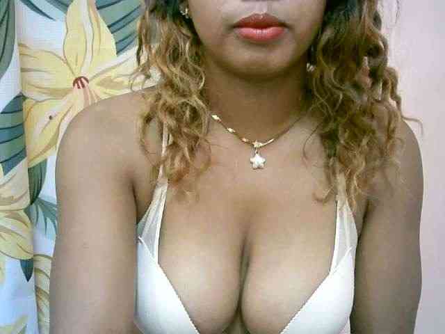 BelliBellaha webcam