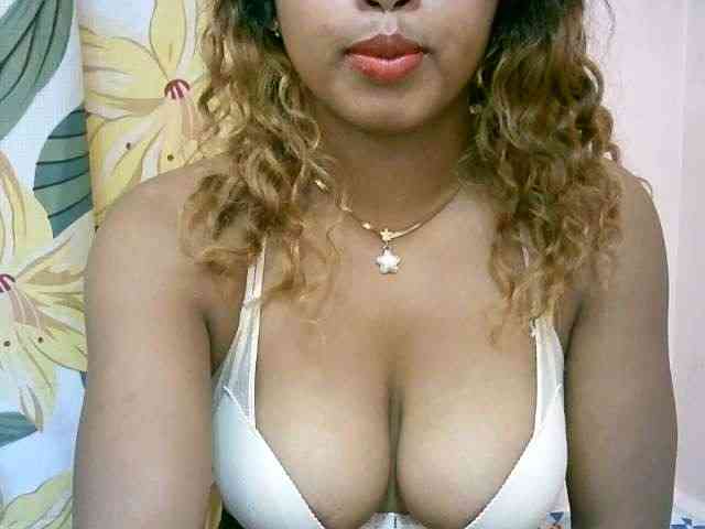 BelliBellaha webcam