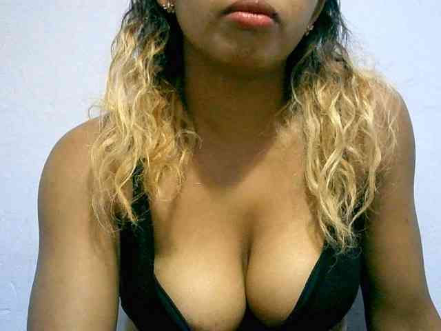 BelliBellaha webcam