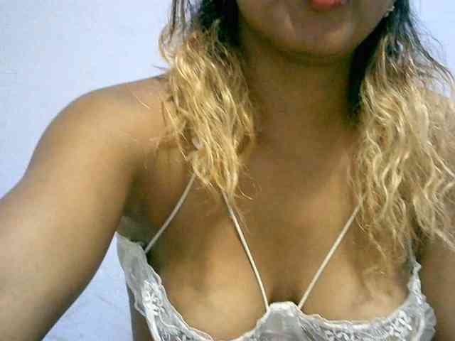 BelliBellaha webcam