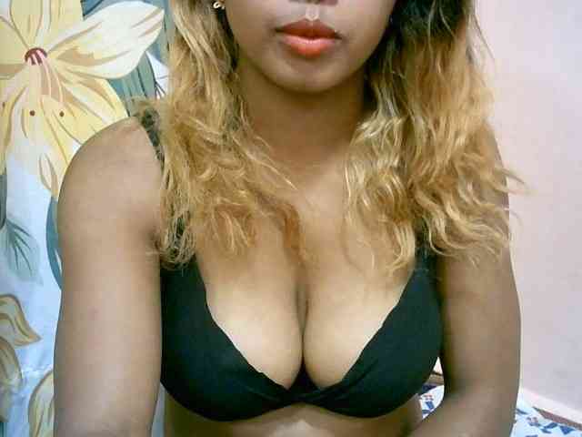 BelliBellaha webcam