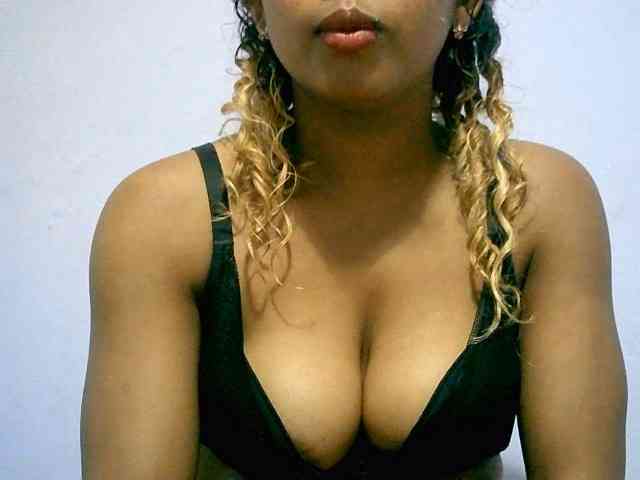 BelliBellaha webcam