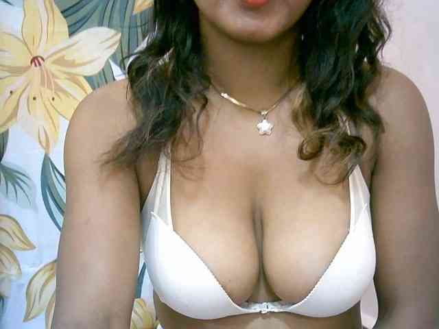 BelliBellaha webcam