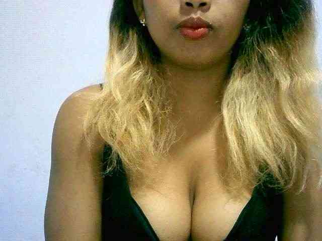 BelliBellaha webcam