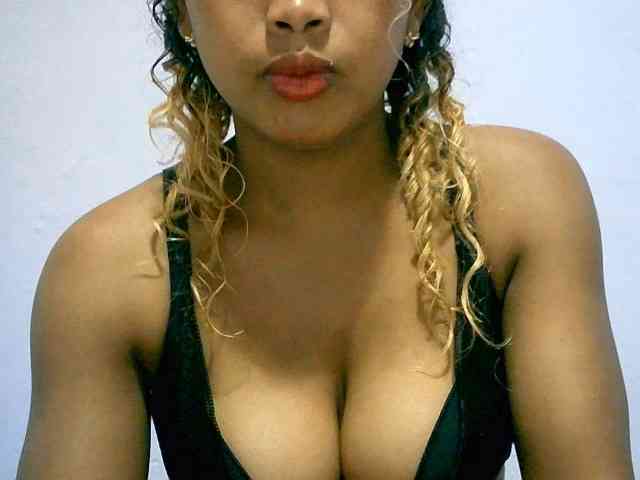 BelliBellaha webcam
