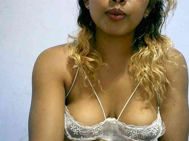 BelliBellaha webcam