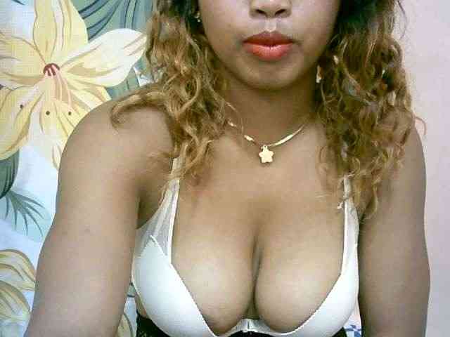 BelliBellaha webcam