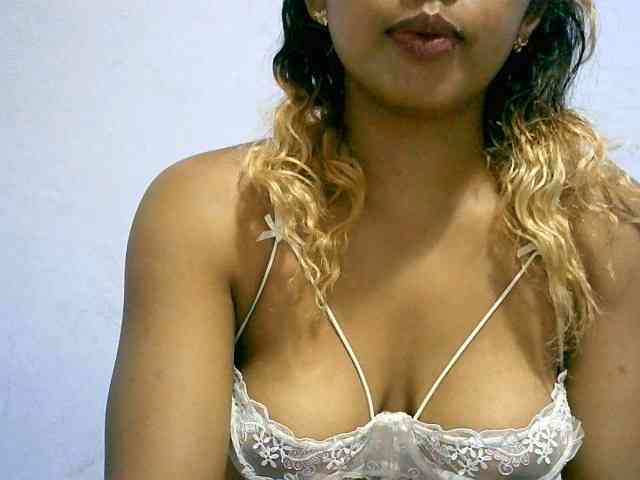 BelliBellaha webcam