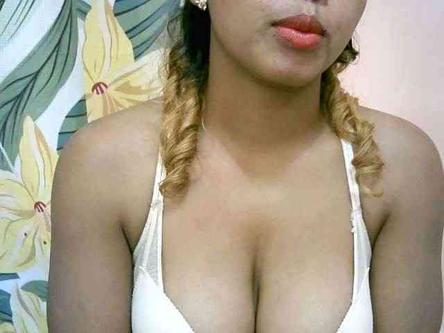 BelliBellaha webcam