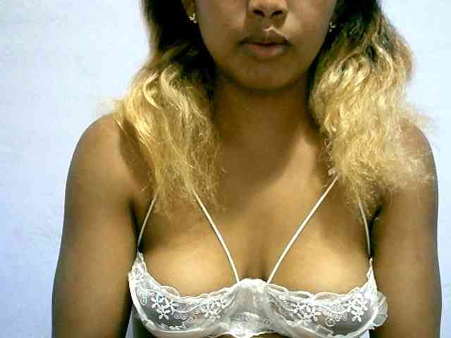 BelliBellaha webcam