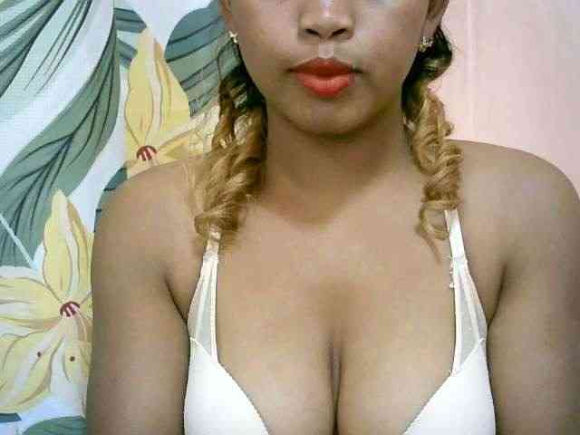 BelliBellaha webcam