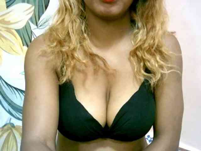 BelliBellaha webcam
