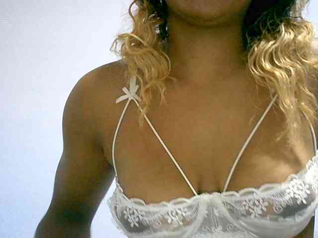 BelliBellaha webcam