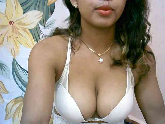 BelliBellaha webcam