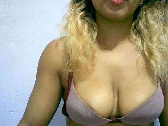 BelliBellaha webcam