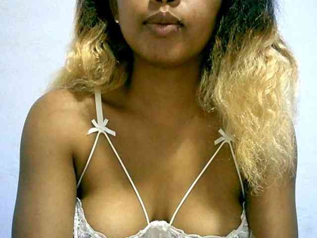 BelliBellaha webcam